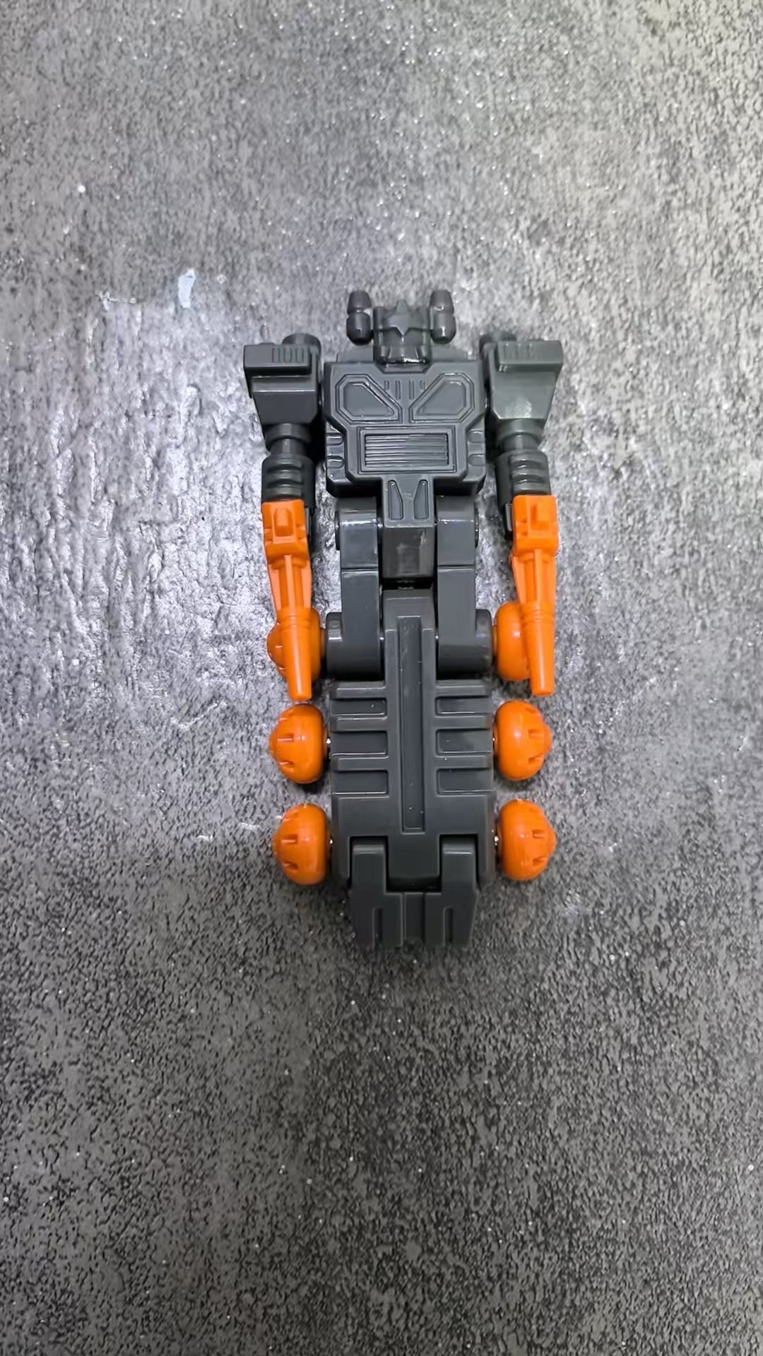 Crazy Scorpion Giant G1 Scorponok