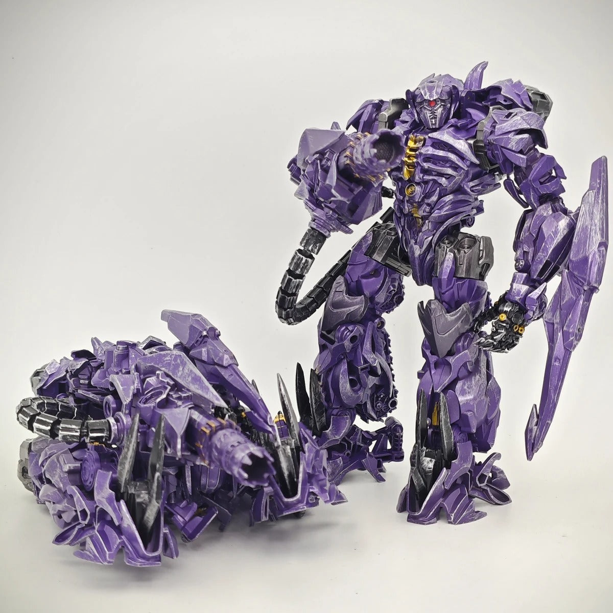 TW1028 Studio Series SS-56 Shockwave