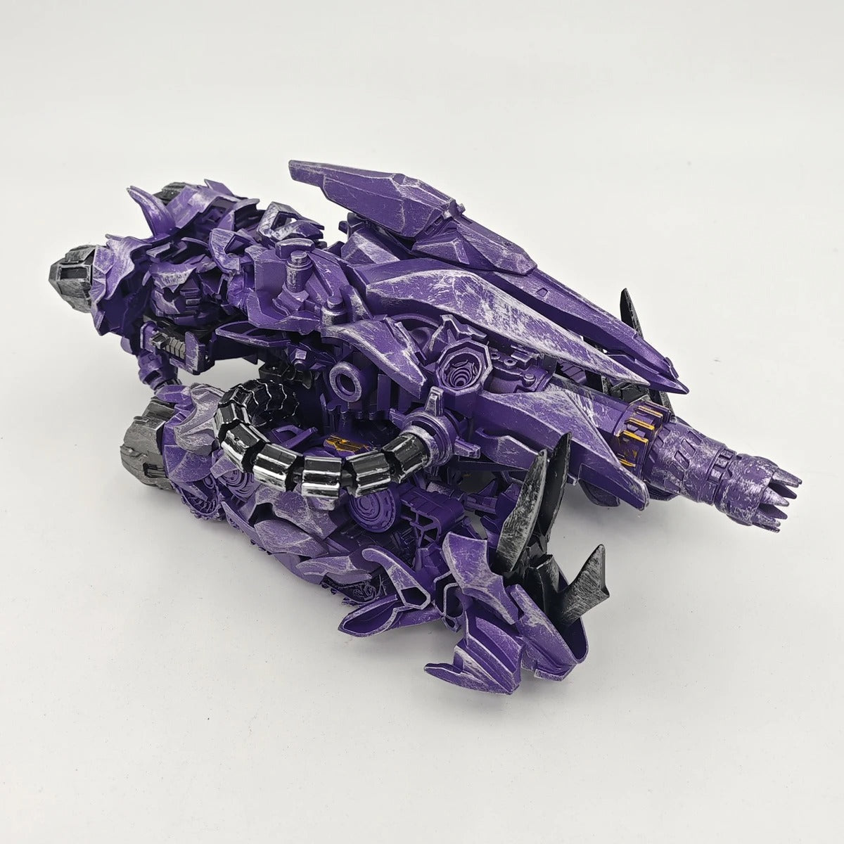 TW1028 Studio Series SS-56 Shockwave