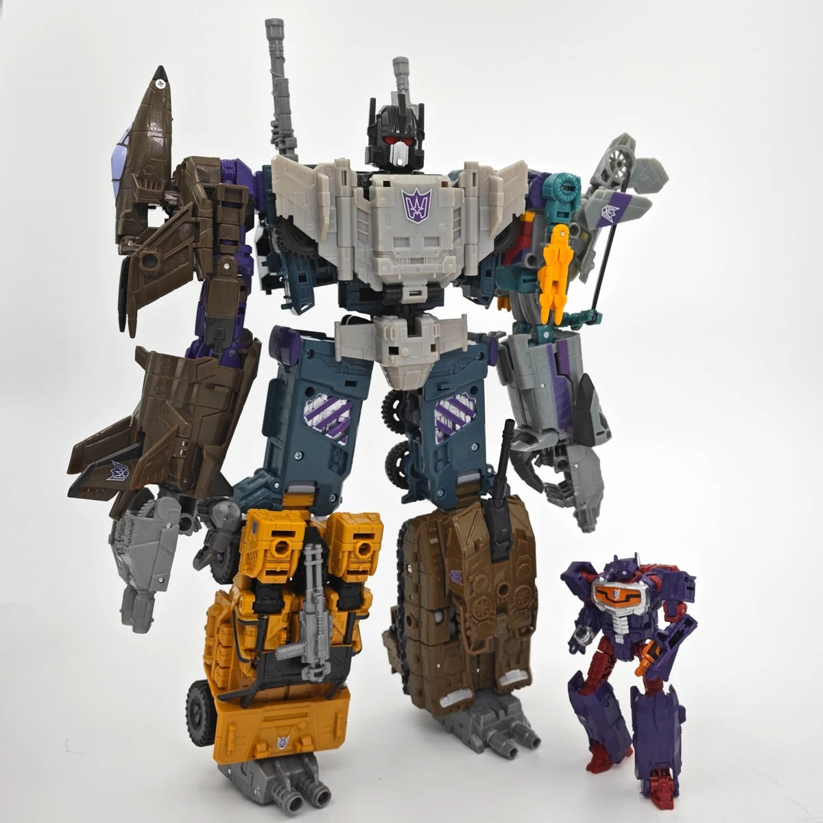 Haizhixing 6 In 1 Combined Robot Devastator Denfensor Superion Bruticus