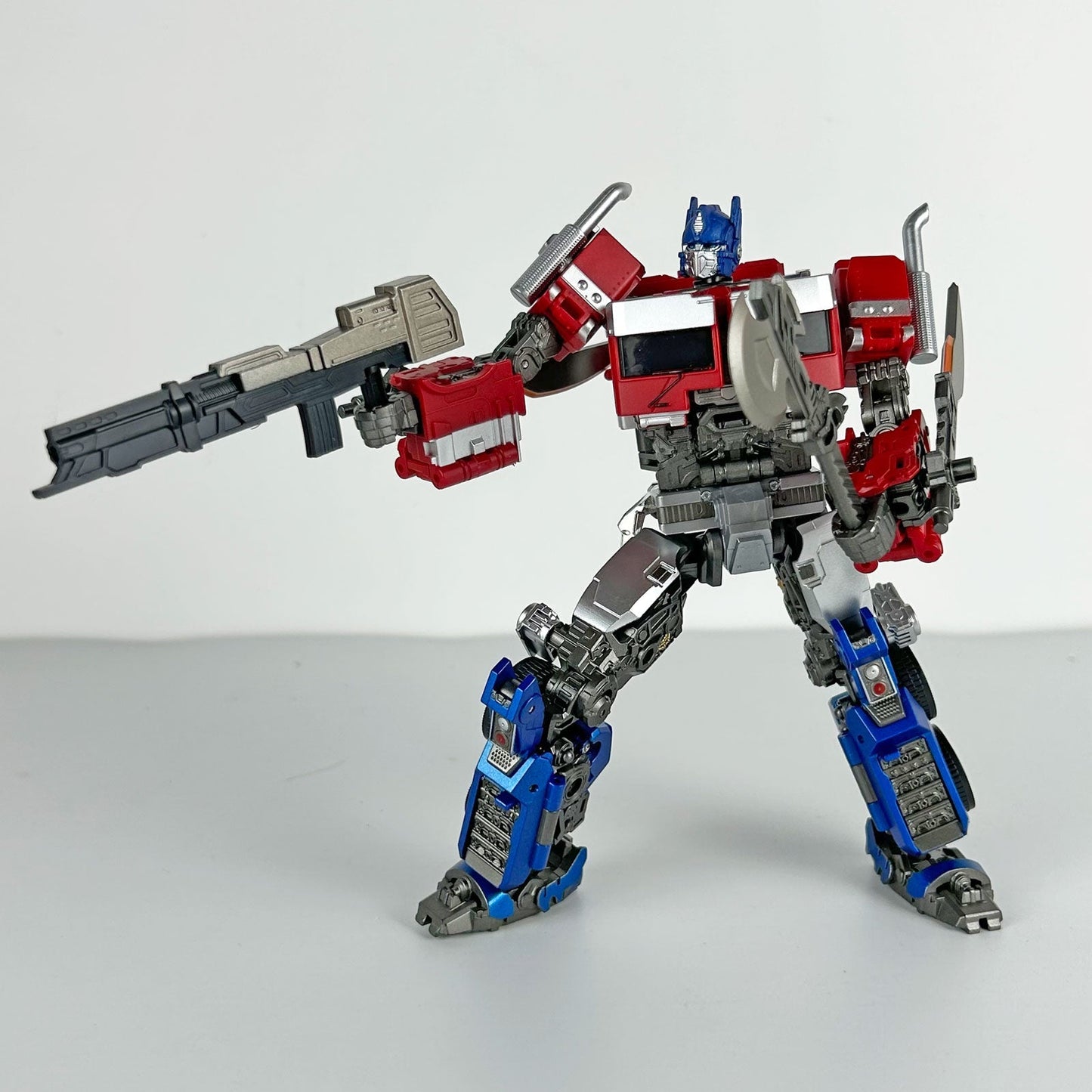 BAIWEI TW-1030 17cm / 6.69" Studio Series SS-102 Optimus Prime