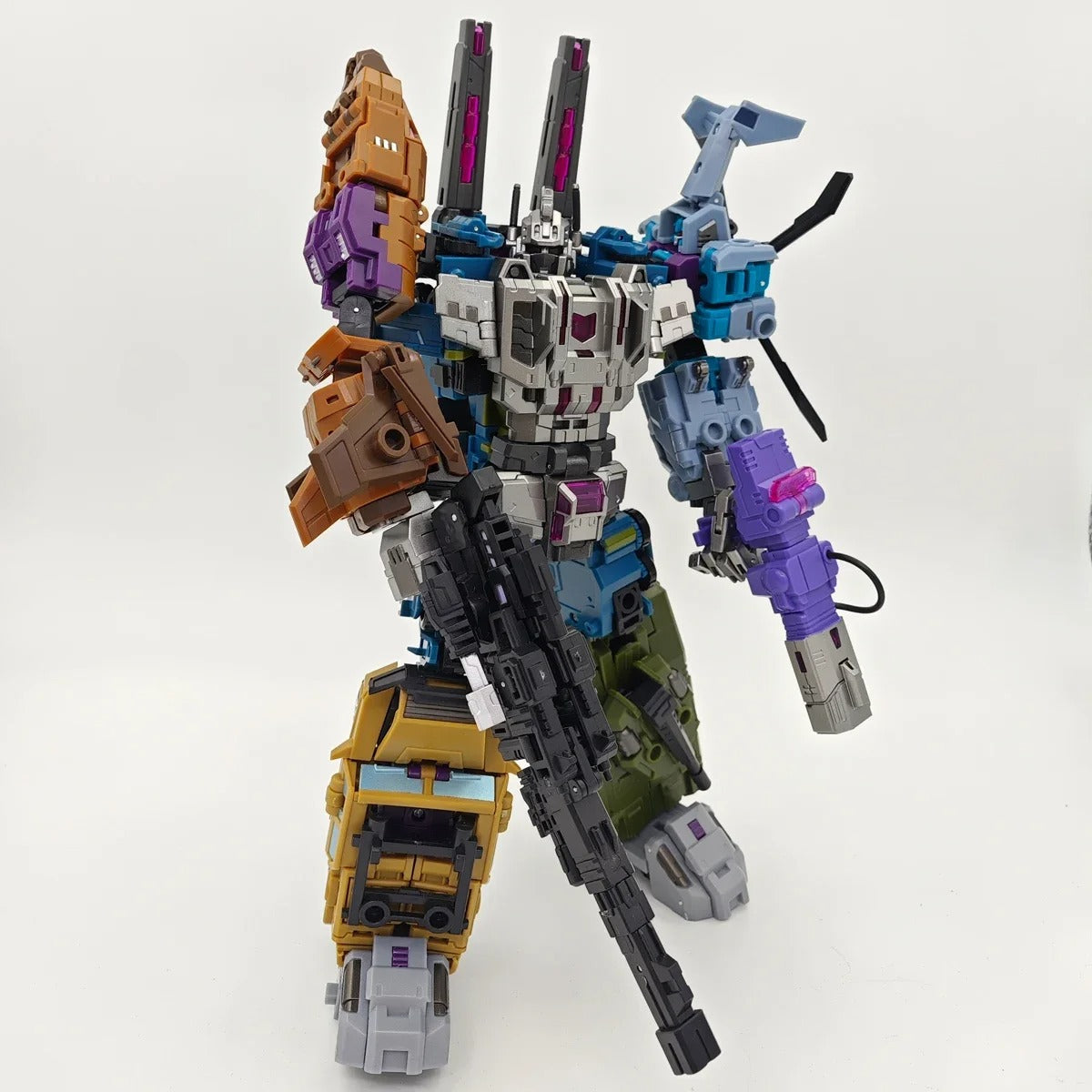 PT05 Bruticus 5 IN 1