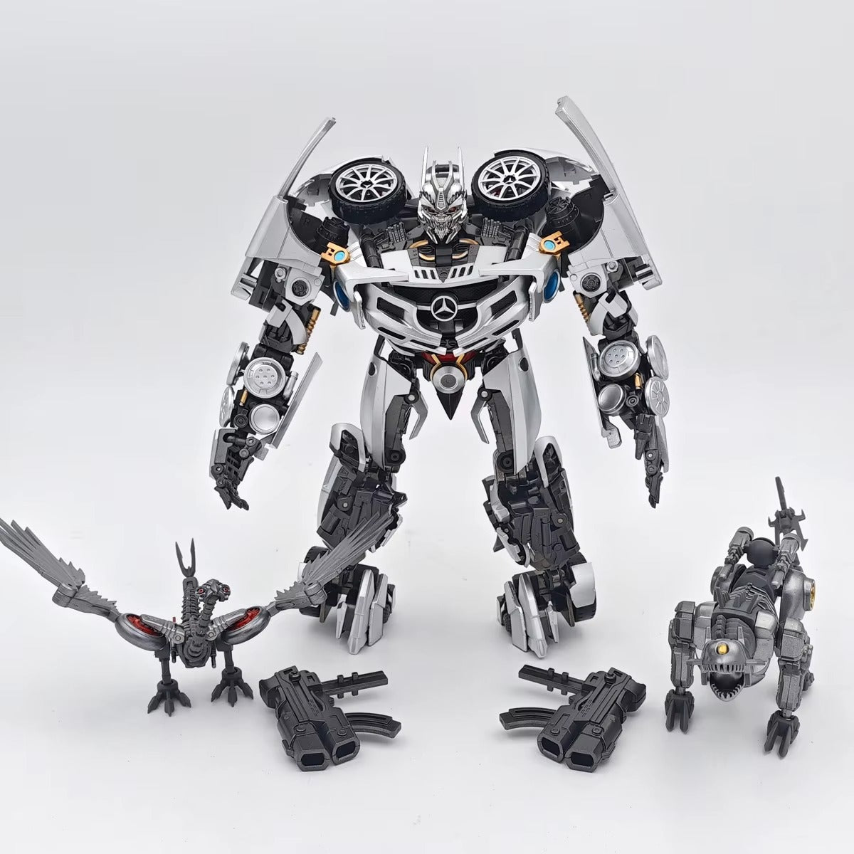 CE-03 Soundwave DOTM