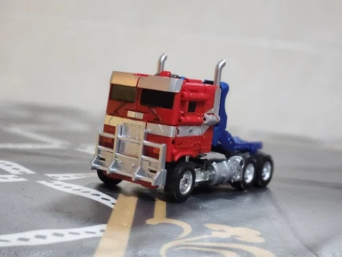 BAIWEI TW-1030 17cm / 6.69" Studio Series SS-102 Optimus Prime