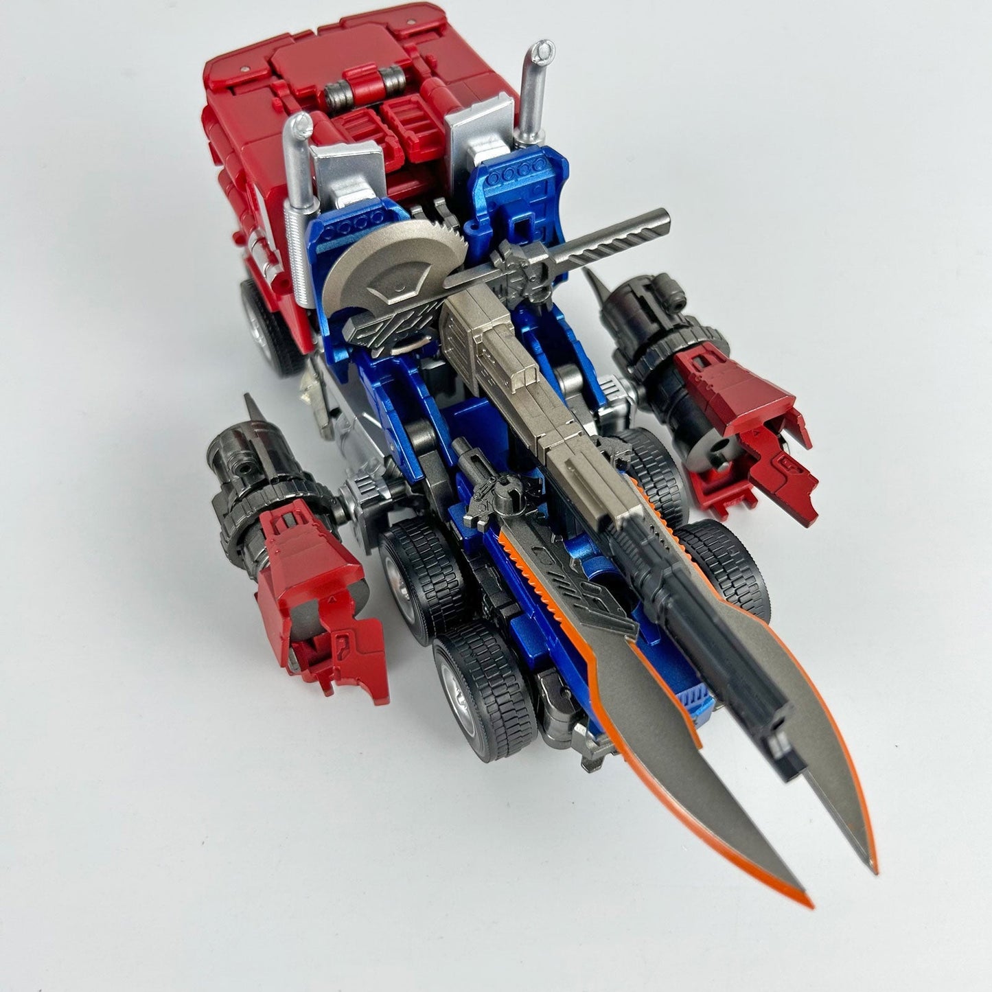 BAIWEI TW-1030 17cm / 6.69" Studio Series SS-102 Optimus Prime